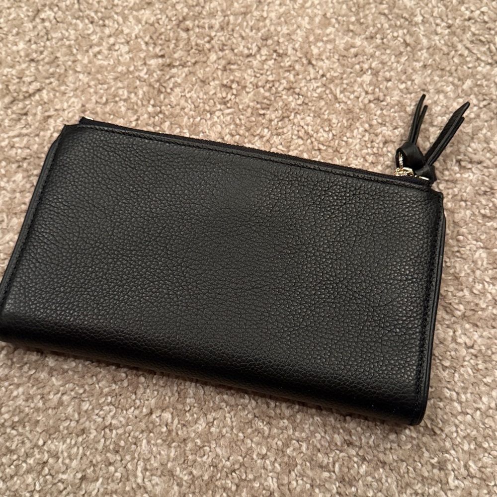 Kate Spade Wallet - Picture 2 of 5